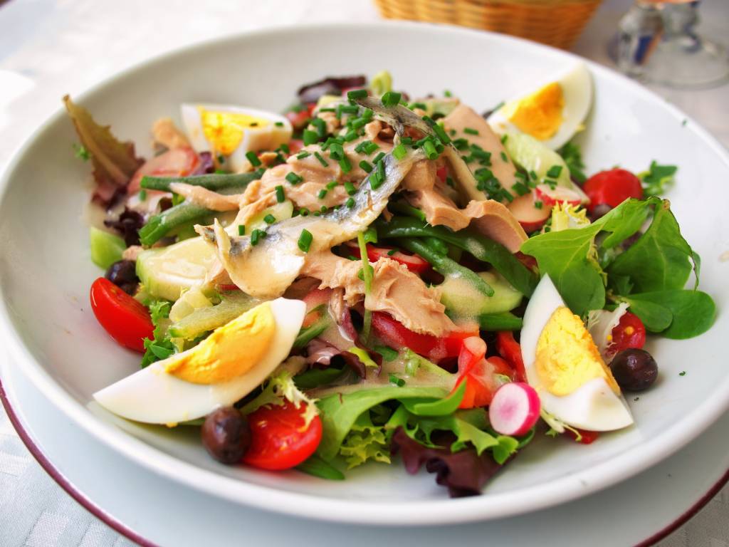 recette salade niçoise cuisine plat été repas saison légumes français